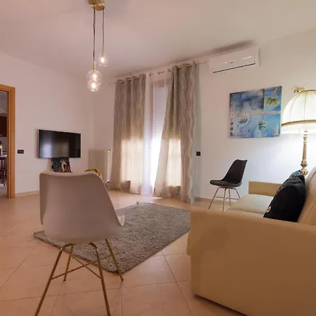 Apartment La Scelta Giusta, In Centro Con Garage Privato E Ascensore *