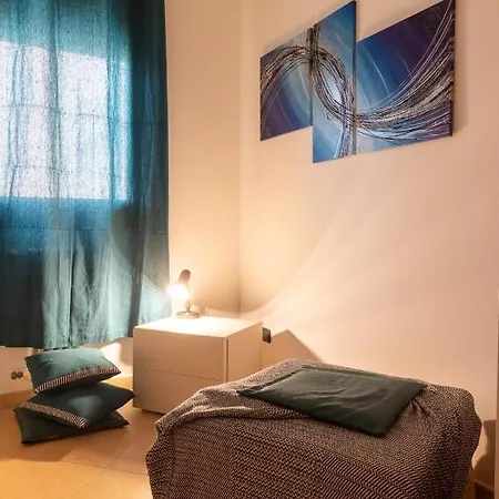 La Scelta Giusta, In Centro Con Garage Privato E Ascensore