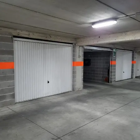 La Scelta Giusta, In Centro Con Garage Privato E Ascensore *