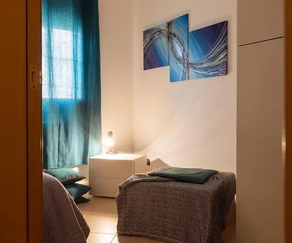 La Scelta Giusta, In Centro Con Garage Privato E Ascensore *