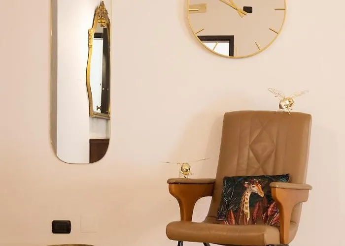 La Scelta Giusta, In Centro Con Garage Privato E Ascensore